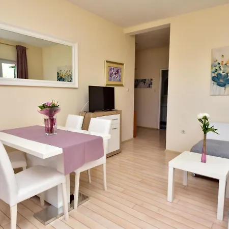 Apartamento Melandura-1 By Interhome
