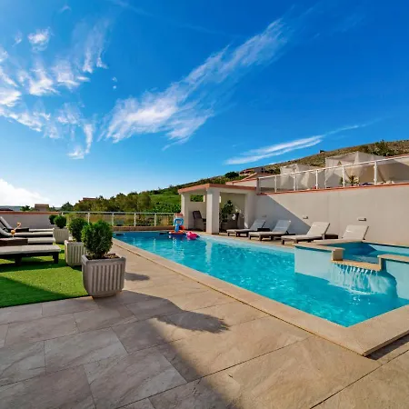 Apartamento Melandura-1 By Interhome