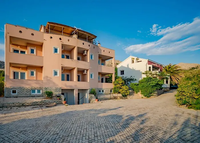 Appartement Melandura-1 By Interhome